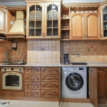 Staycation, City Center Apartment With Balcony Tirana Extérieur photo